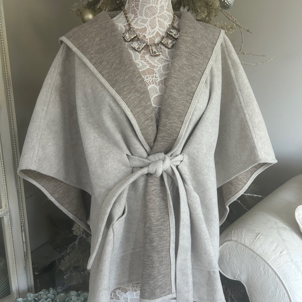 NWOT  Hooded Wrap with Belt